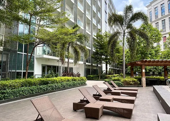 Apartment At 81 Newport Boulevard Near Naia With Free Access To Amenities Up To 2 Pax Manila