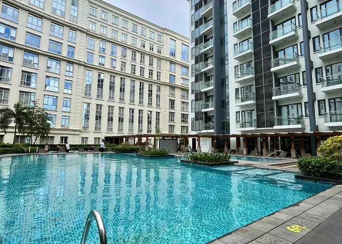 At 81 Newport Boulevard Near Naia With Free Access To Amenities Up To 2 Pax Apartment Manila
